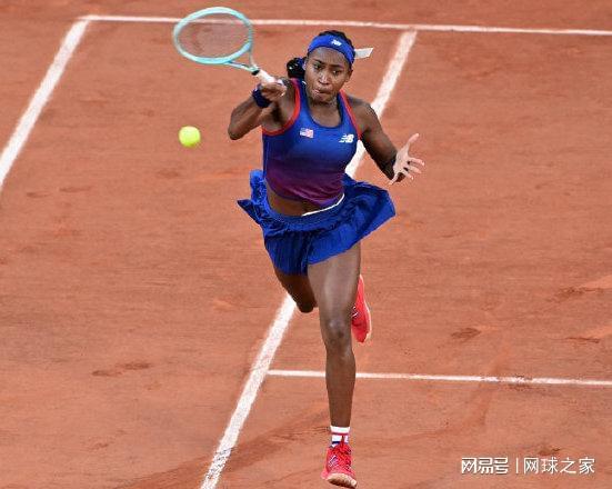 人士更加关 人士更加关