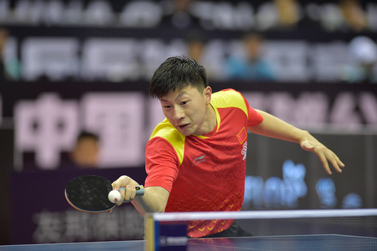 从后窗绕侧 从后窗绕侧