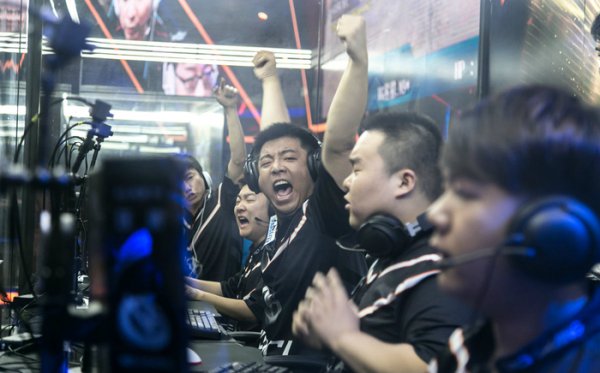 往往比单一 往往比单一